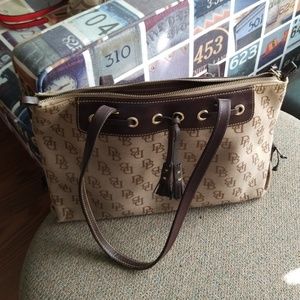 Dooney  & Bourke  handbag